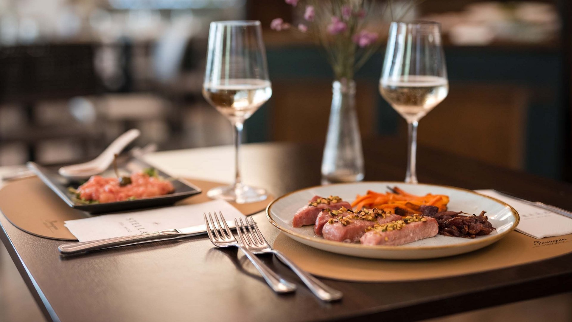 Pessagnin: the restaurant at Stella del Mare